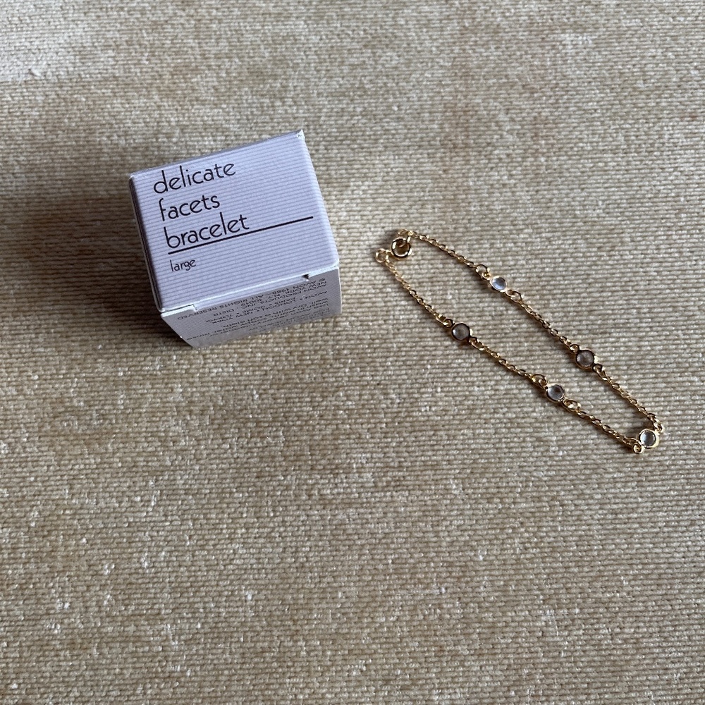 VINTAGE (1988) AVON DELICATE FACETS BRACELET